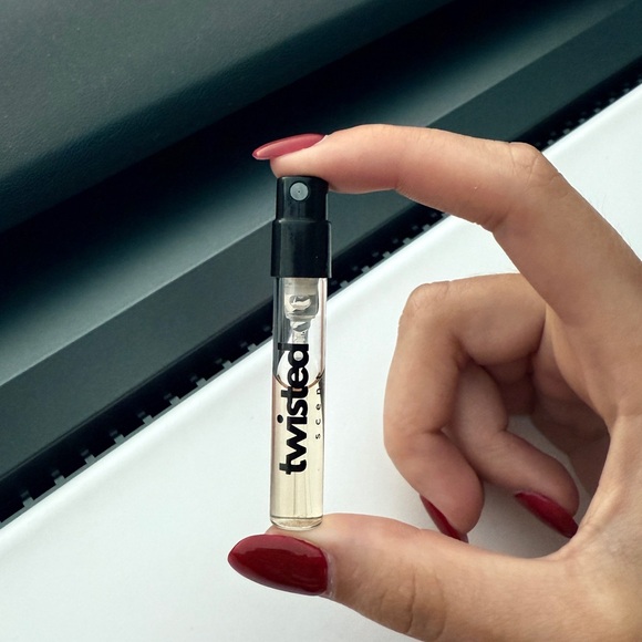 Louis Vuitton Symphony 1ML Sample Spray - Picture 2 of 2